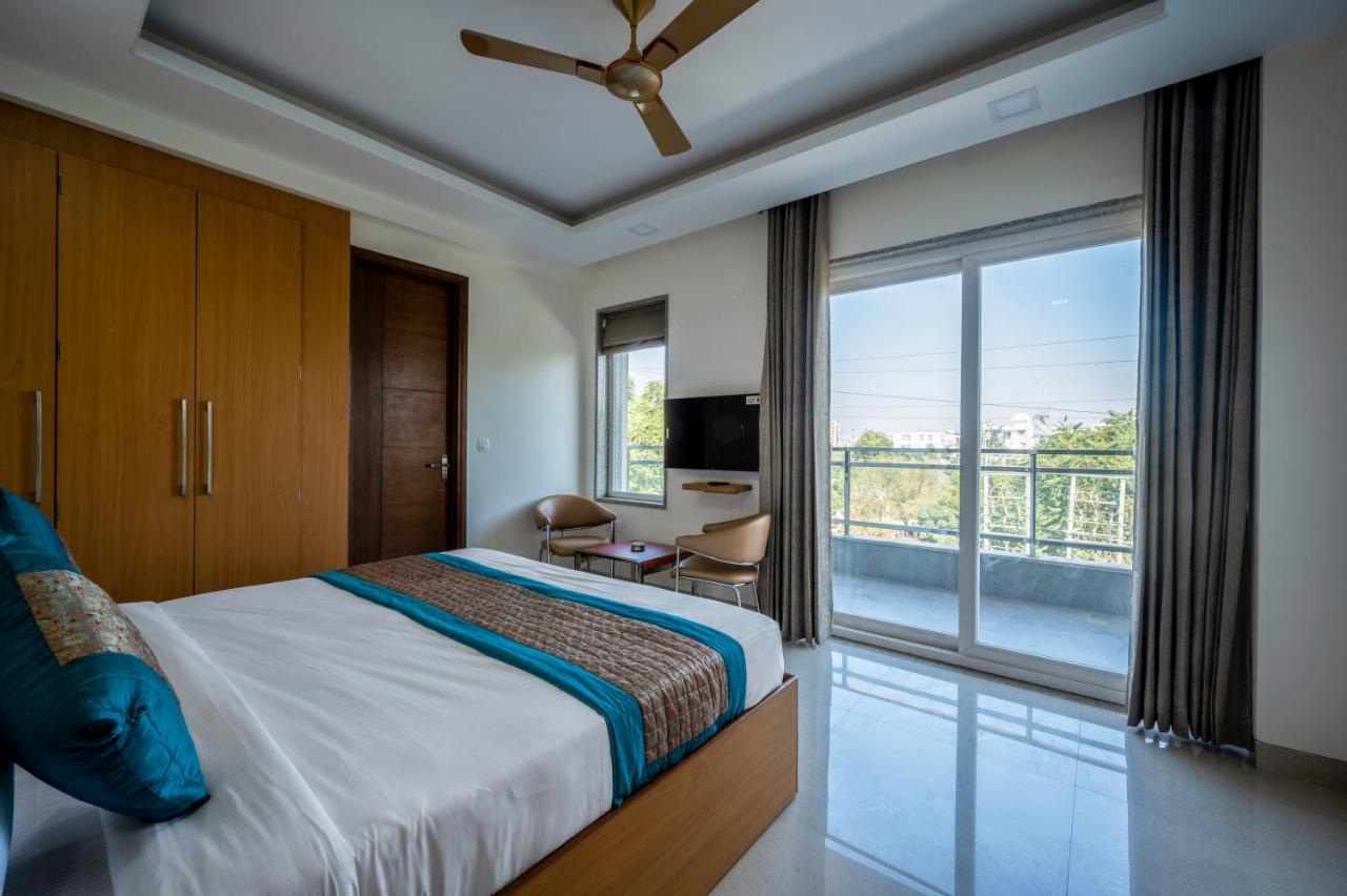 The Palms Inn I Near Medanta Medicity I Sec-38 구르가온 외부 사진