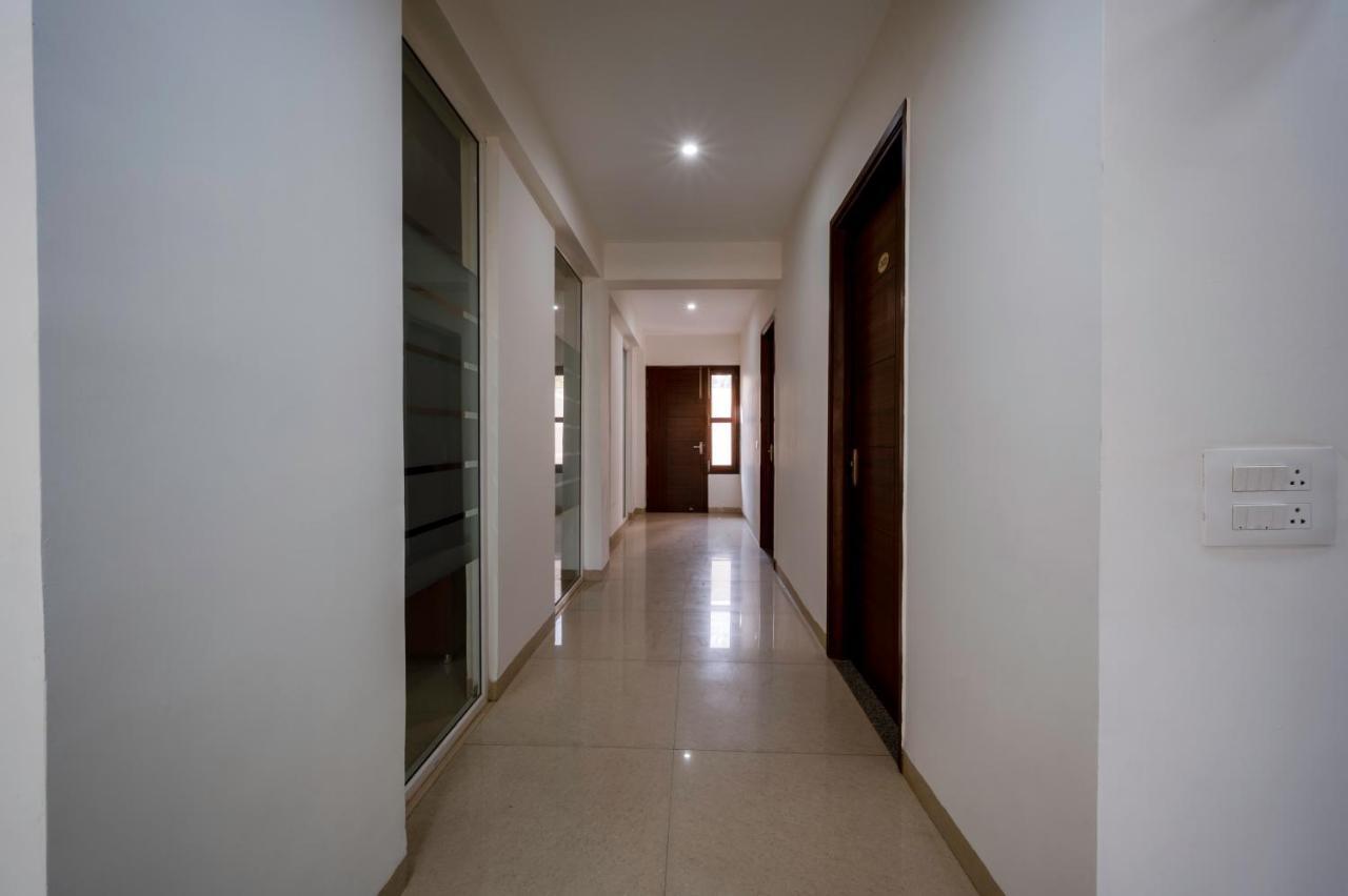 The Palms Inn I Near Medanta Medicity I Sec-38 구르가온 외부 사진