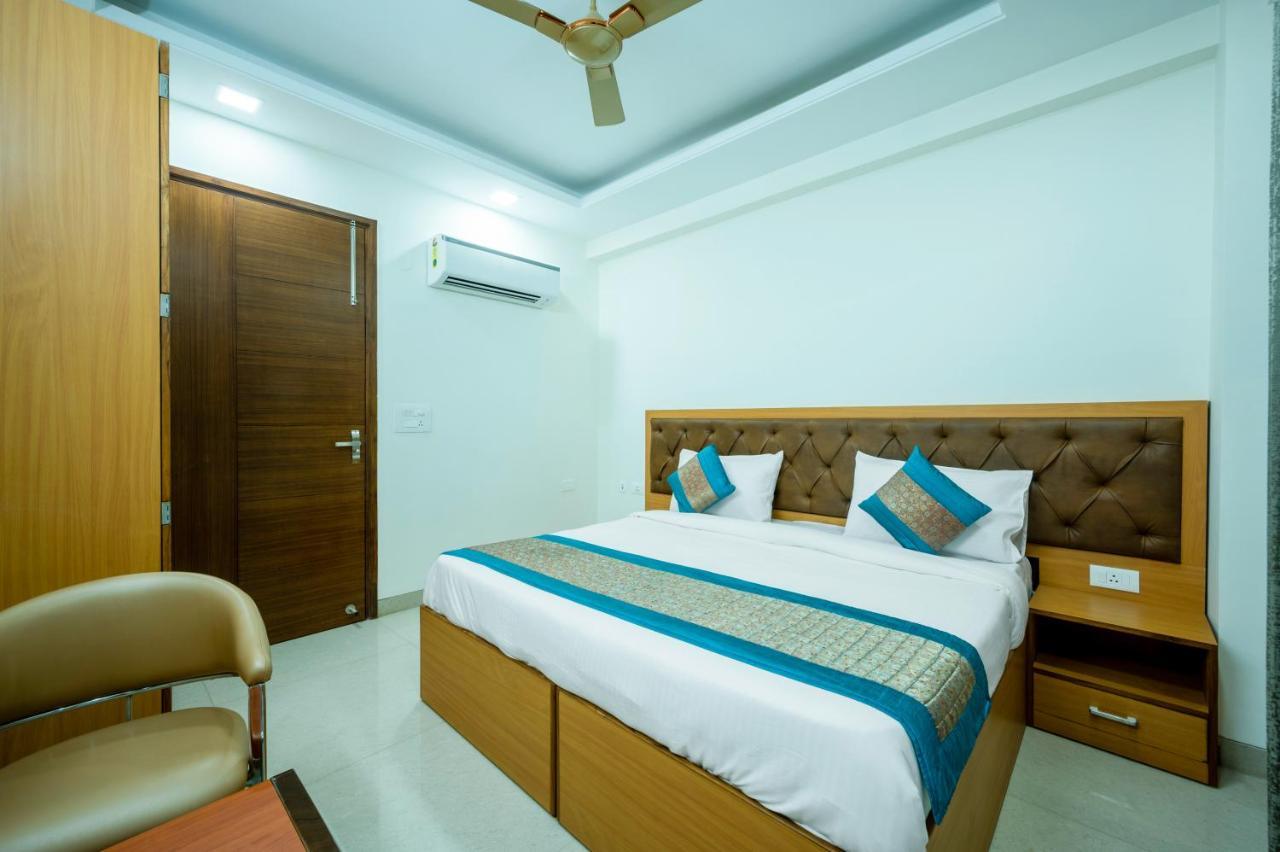 The Palms Inn I Near Medanta Medicity I Sec-38 구르가온 외부 사진