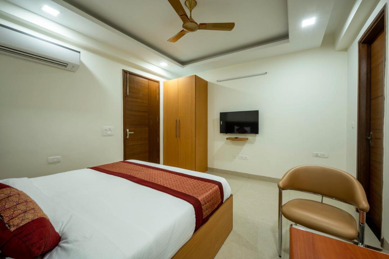 The Palms Inn I Near Medanta Medicity I Sec-38 구르가온 외부 사진