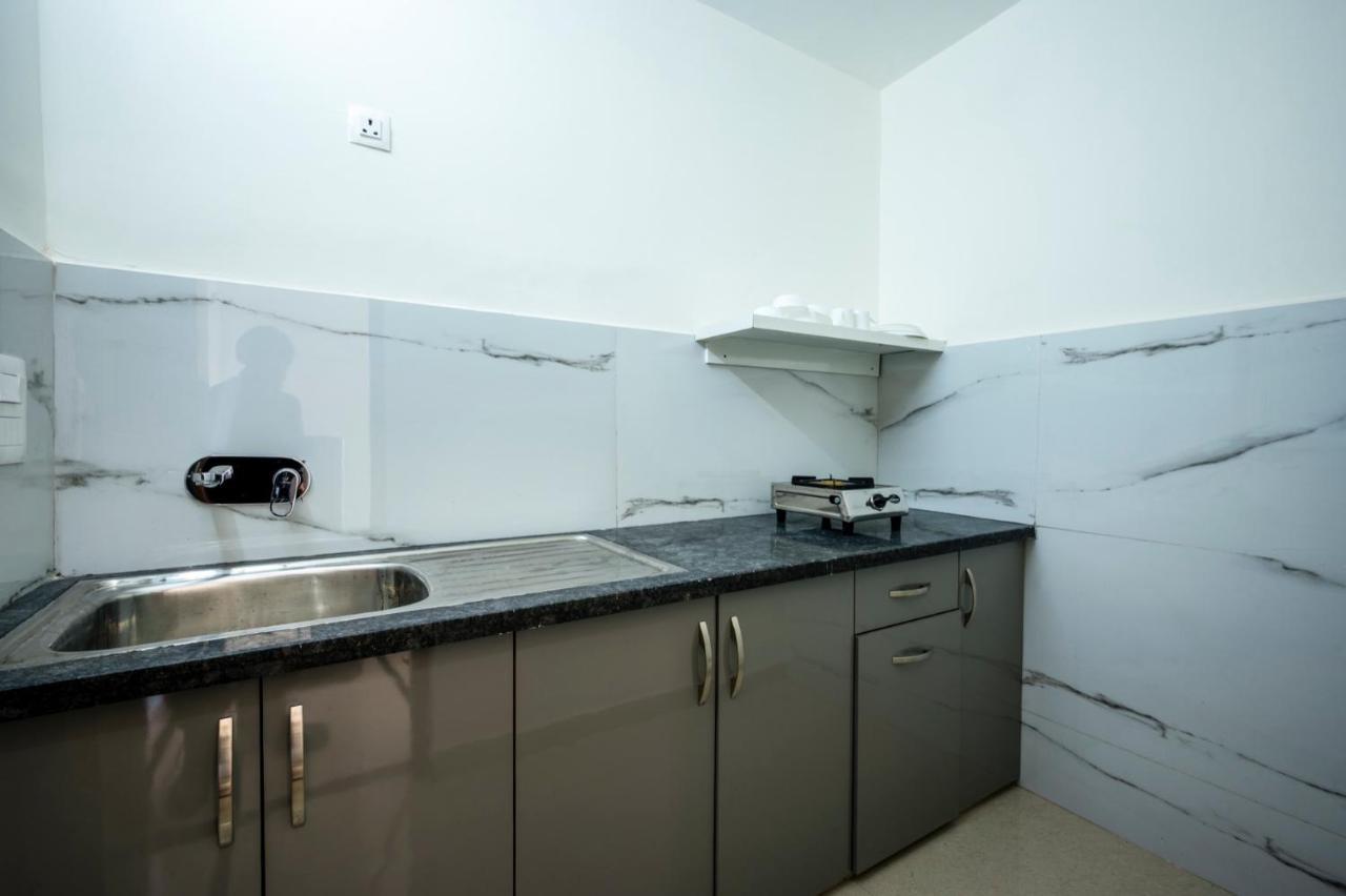 The Palms Inn I Near Medanta Medicity I Sec-38 구르가온 외부 사진