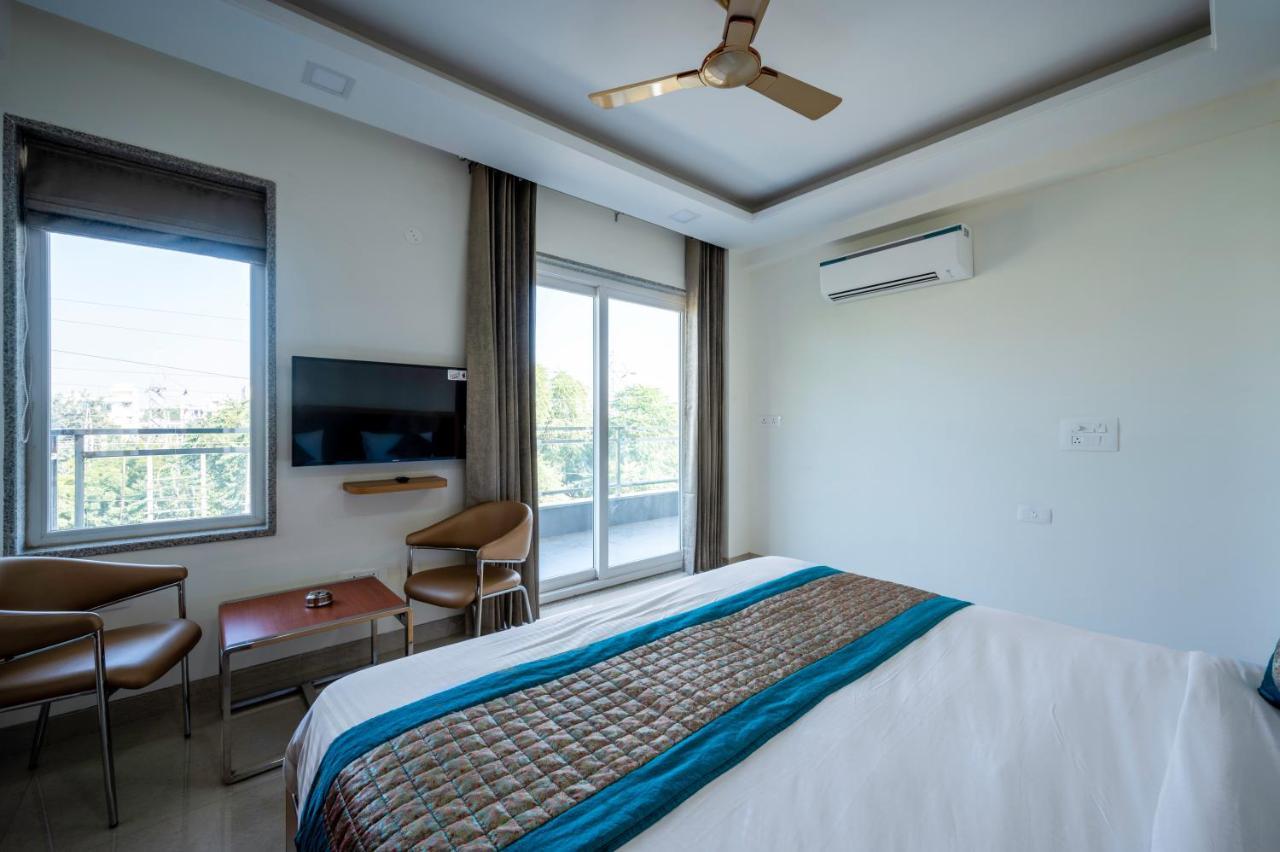 The Palms Inn I Near Medanta Medicity I Sec-38 구르가온 외부 사진